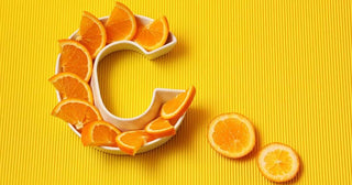 SEPUTAR VITAMIN C DAN DAYA TAHAN TUBUH